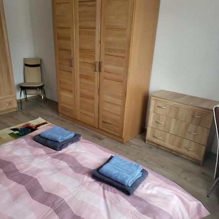 Apartament In Bucovina, Campulung Moldovenesc, Impecabil . Apartment ภายนอก รูปภาพ